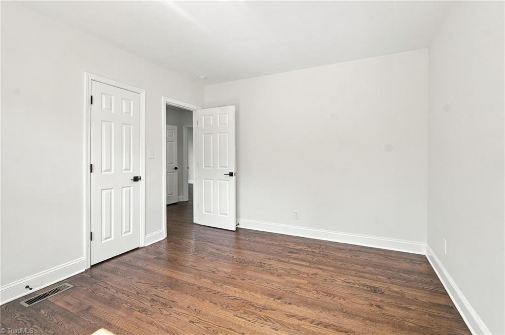 1908 Woodland Avenue Property Photo 25