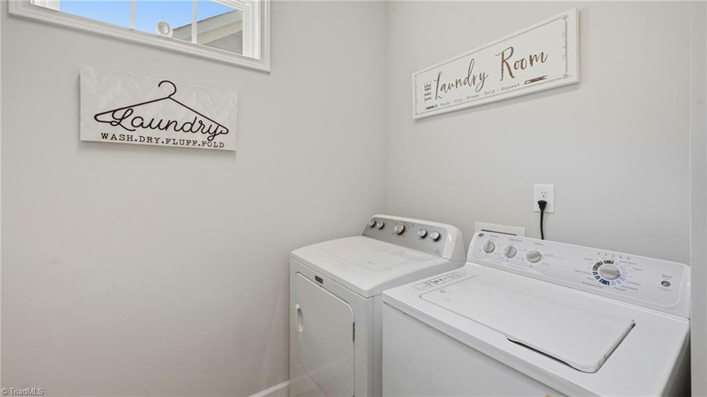 1003 Bryant Court Property Photo 15