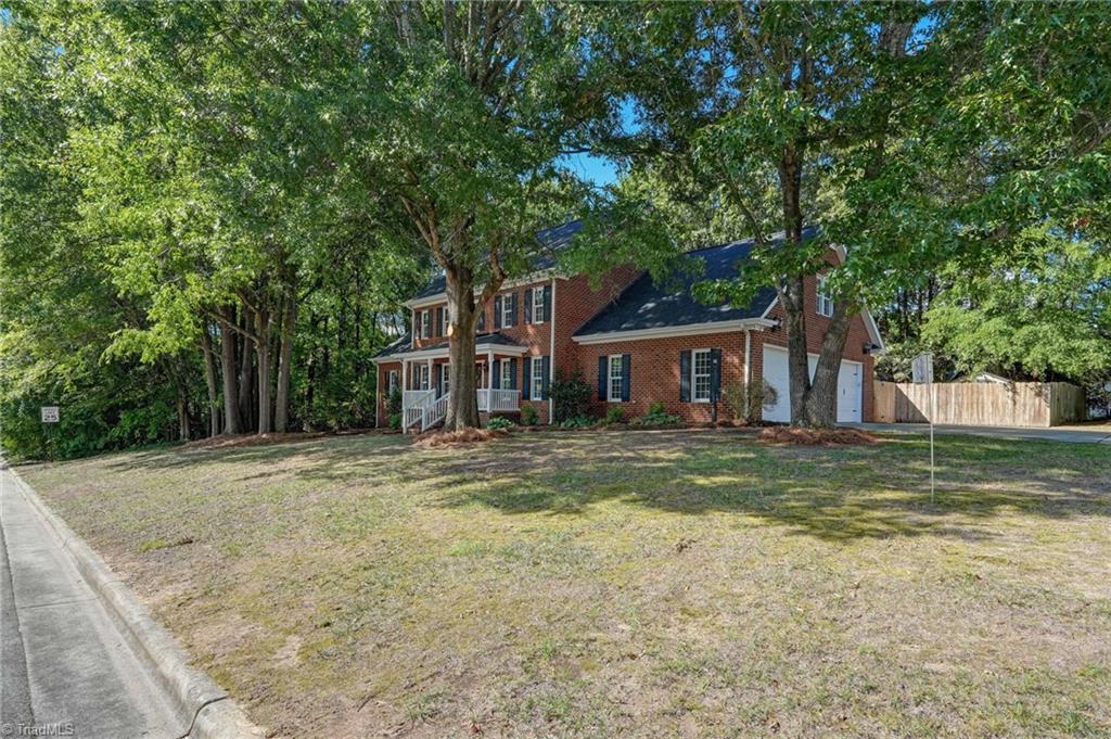 511 Westfield Lane Property Photo 2