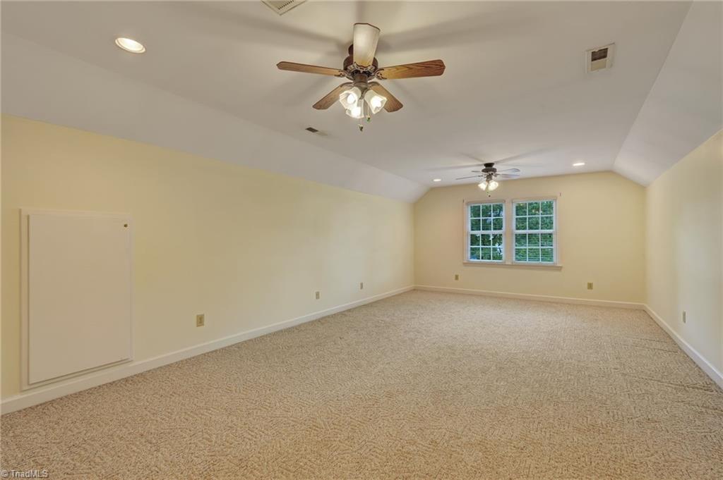 511 Westfield Lane Property Photo 33