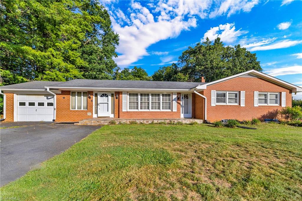 191 Greensboro Road Property Photo 1