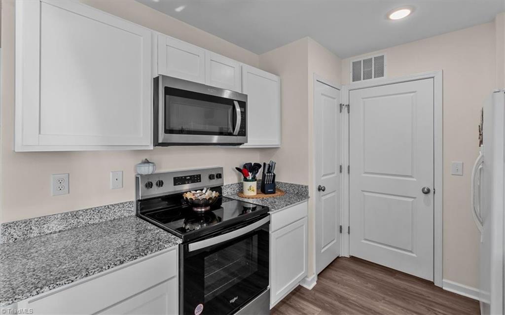 245 Mitchell Street Property Photo 10