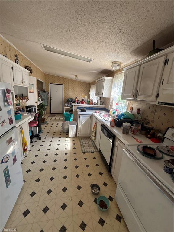 568 Woodoak Trail Property Photo 5