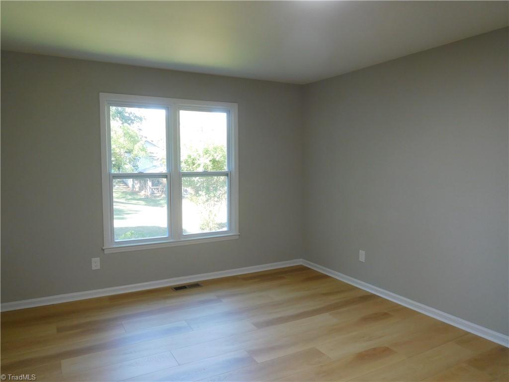 3711 Country Club Road Property Photo 9
