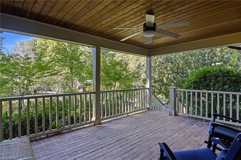 1955 Faculty Drive Property Photo 3