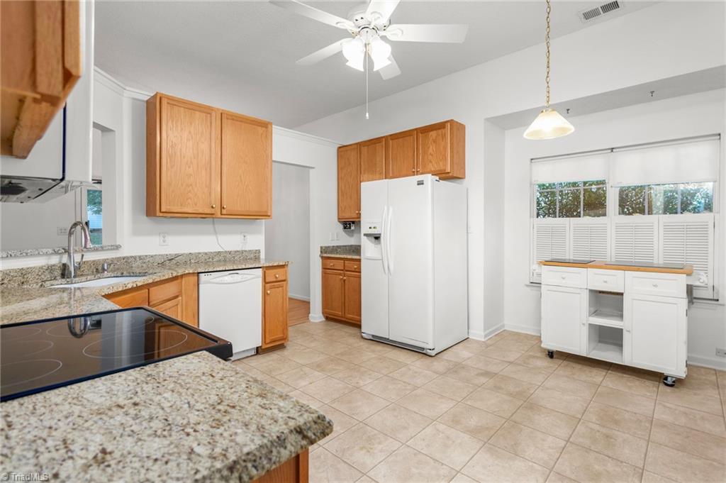 1204 Satinwood Drive Property Photo 11