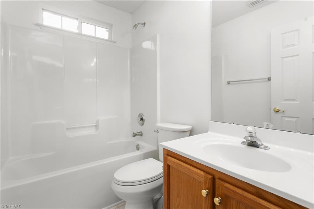 1204 Satinwood Drive Property Photo 22