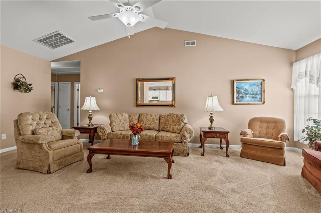 4961 Terrence Drive Property Photo 7