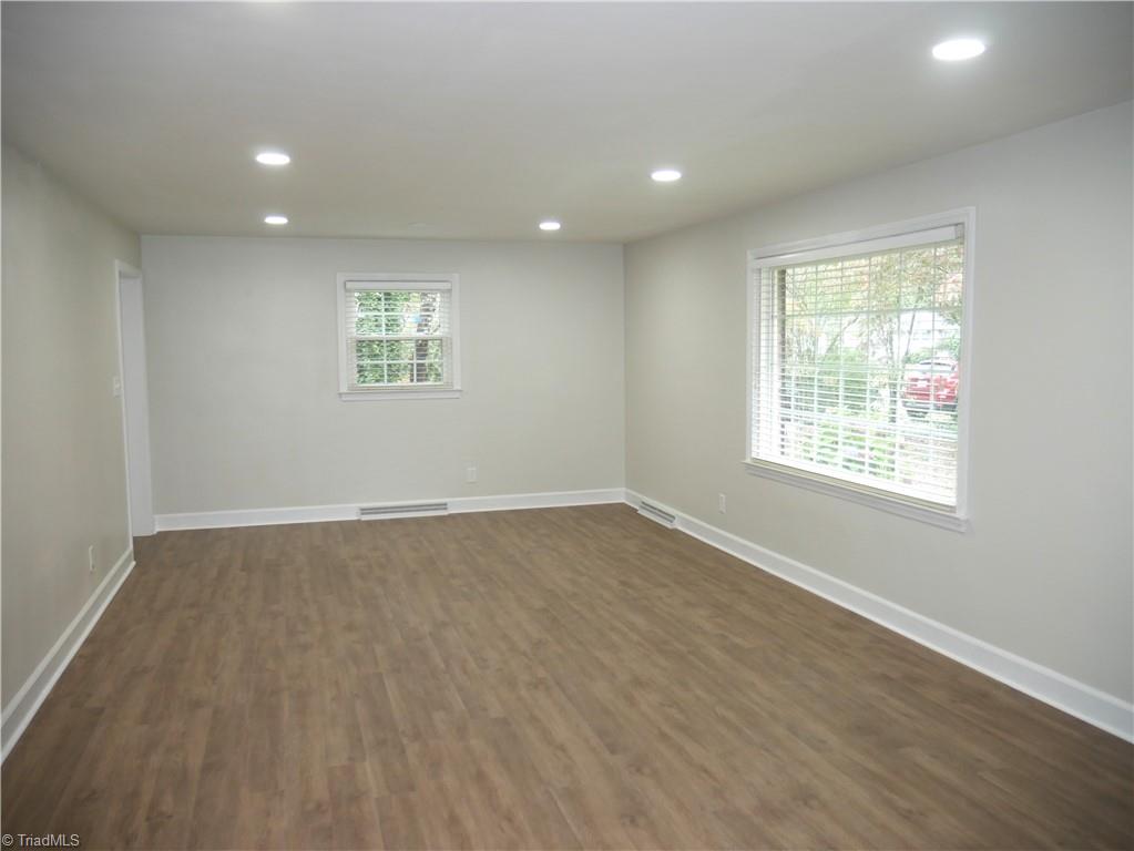 2443 Greenwich Road Property Photo 6