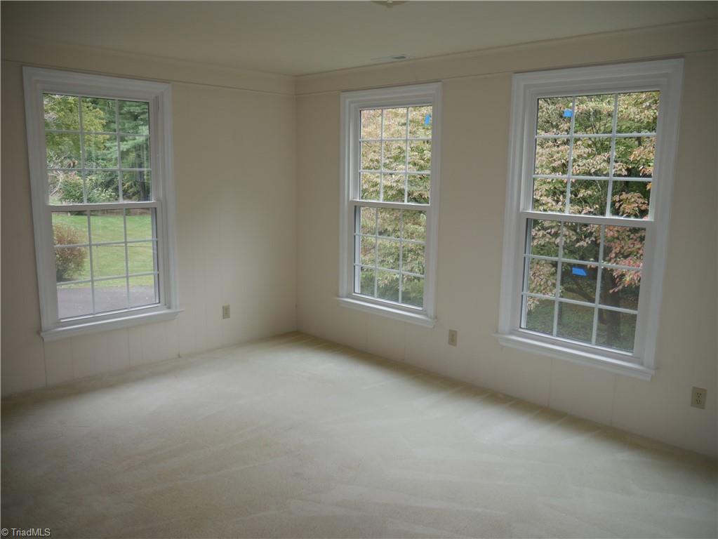 2443 Greenwich Road Property Photo 9