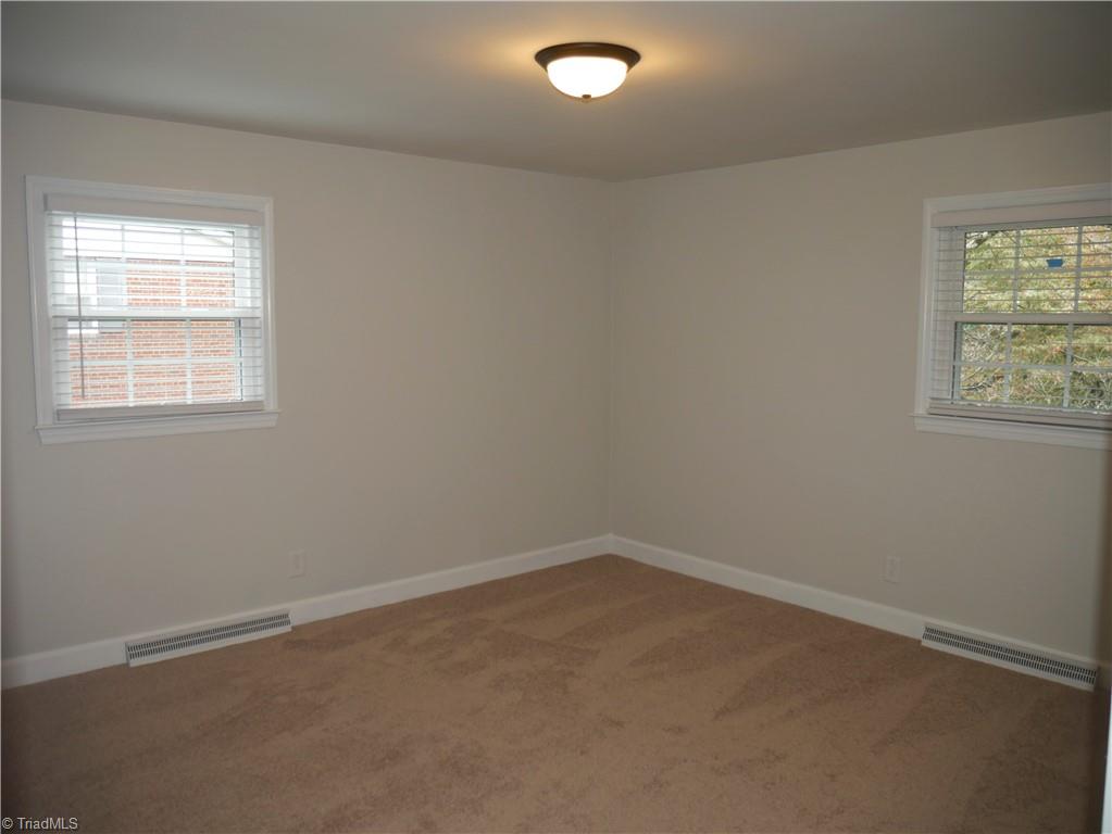 2443 Greenwich Road Property Photo 11