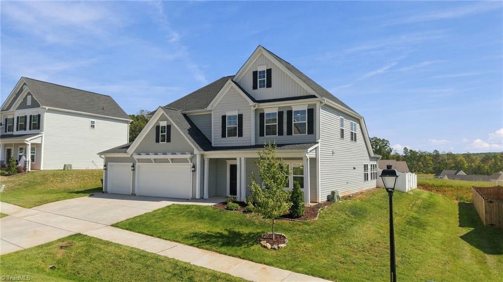 430 Brooke Hill Drive Property Photo 3