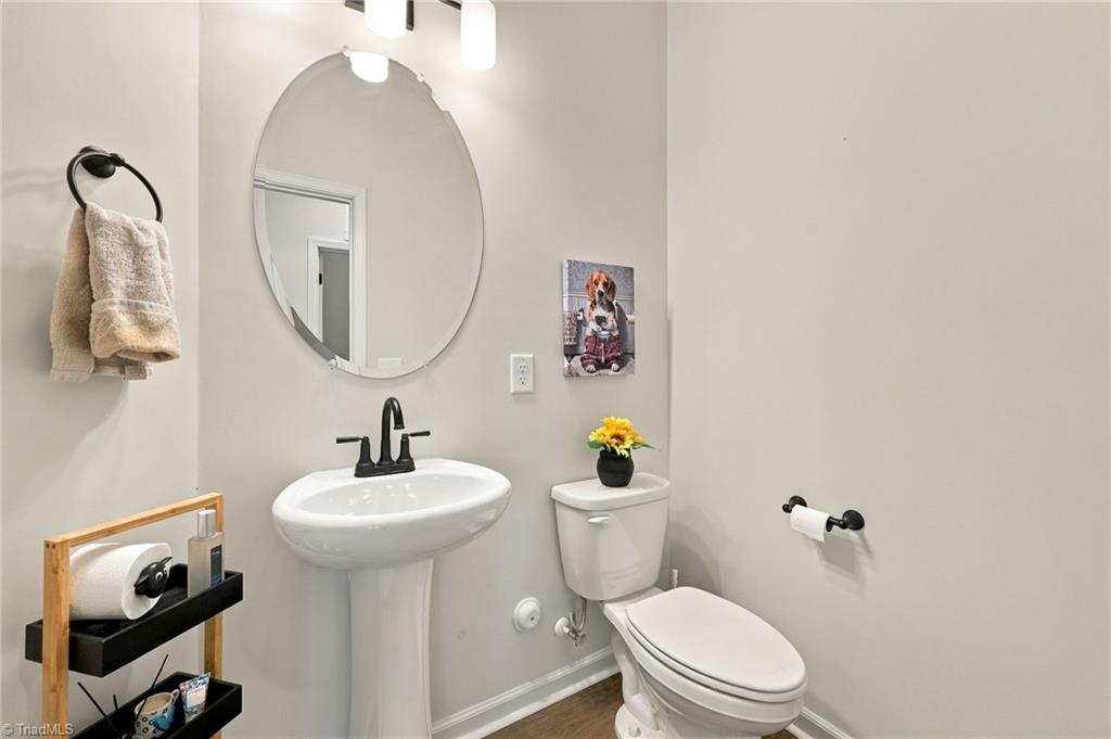 430 Brooke Hill Drive Property Photo 15