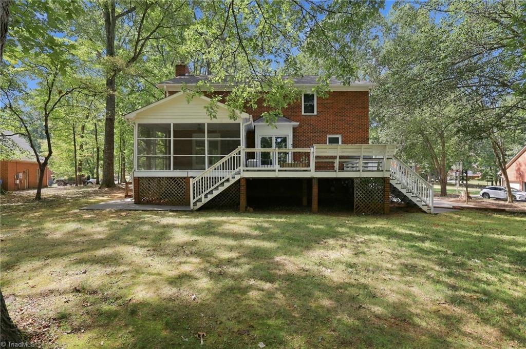 483 Buckhurst Drive Property Photo 2