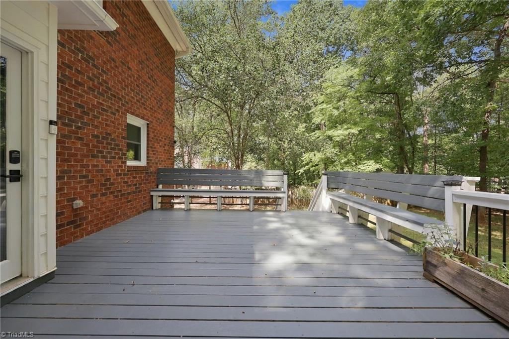 483 Buckhurst Drive Property Photo 14