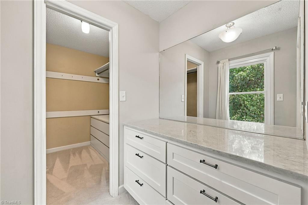 483 Buckhurst Drive Property Photo 19
