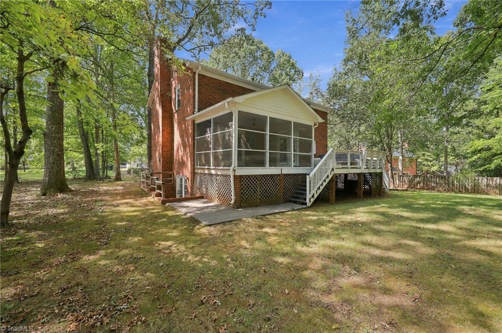 483 Buckhurst Drive Property Photo 34