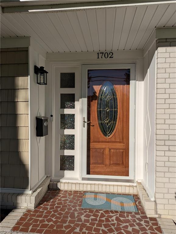 1702 Dunbar Street Property Photo 4