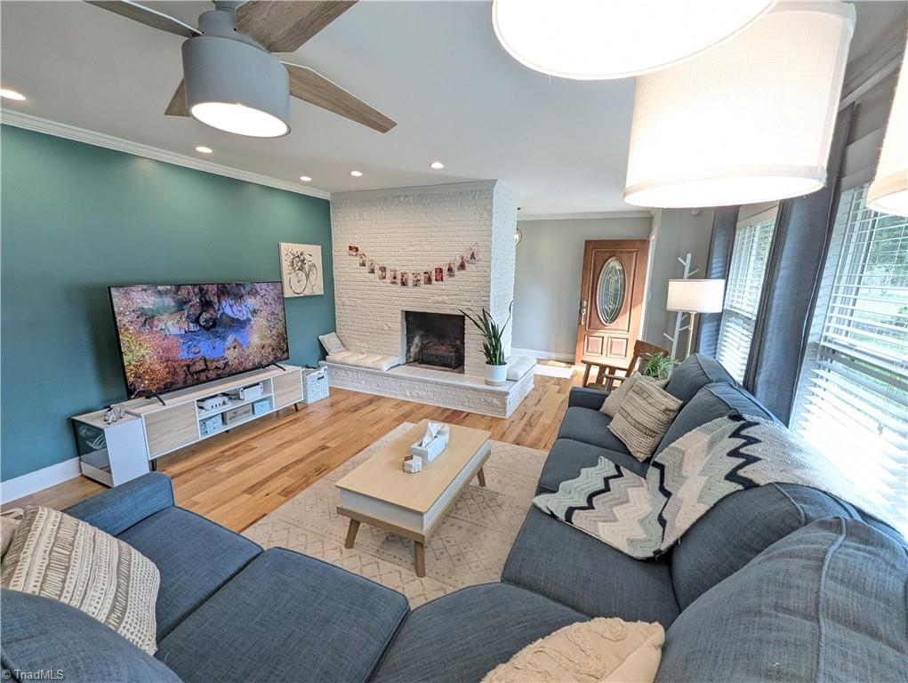 1702 Dunbar Street Property Photo 6