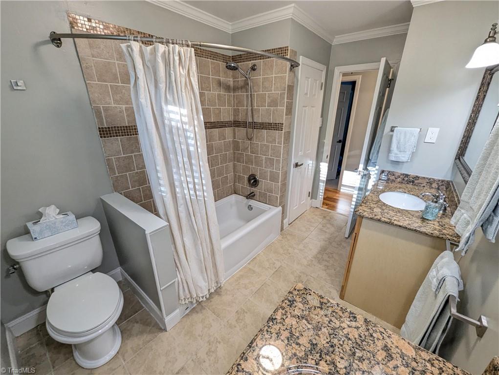 1702 Dunbar Street Property Photo 23