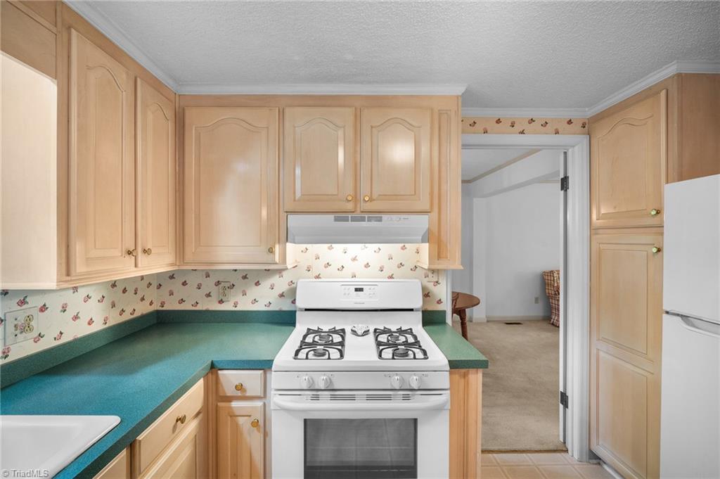 608 Forrest Drive Property Photo 13