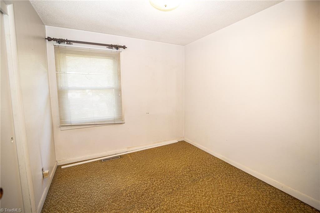 941 Brownwood Drive Property Photo 8
