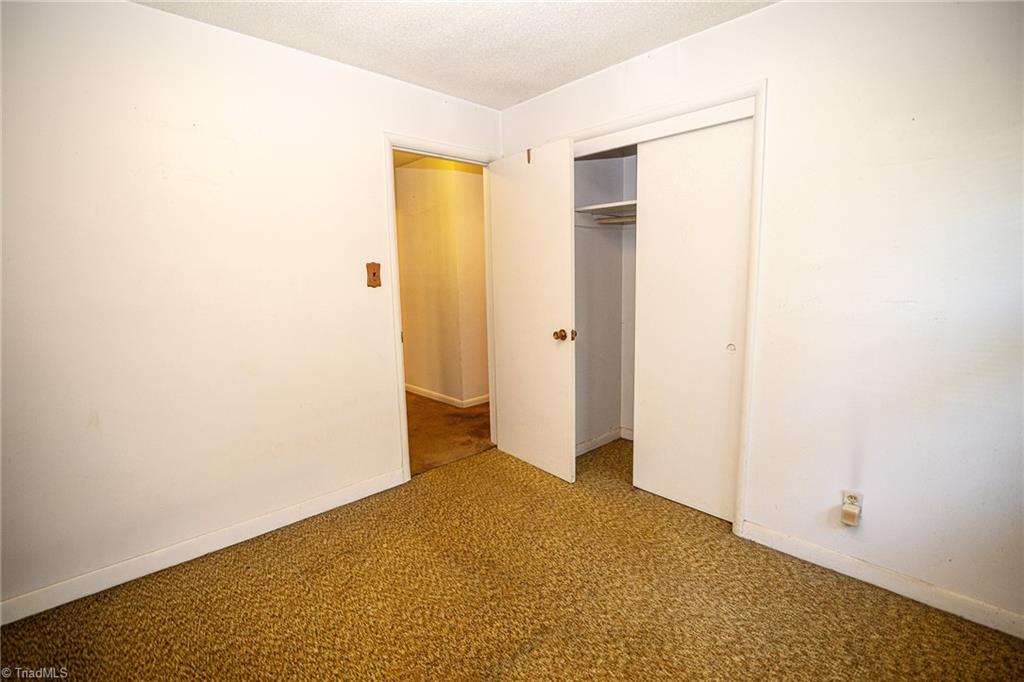 941 Brownwood Drive Property Photo 9