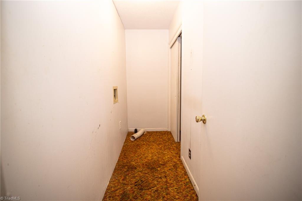 941 Brownwood Drive Property Photo 11