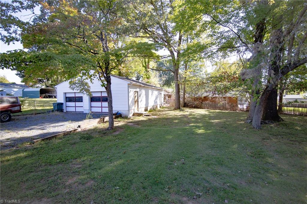 941 Brownwood Drive Property Photo 15