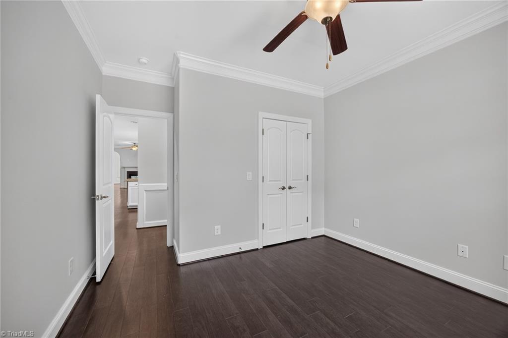 305 Zurich Court Property Photo 12