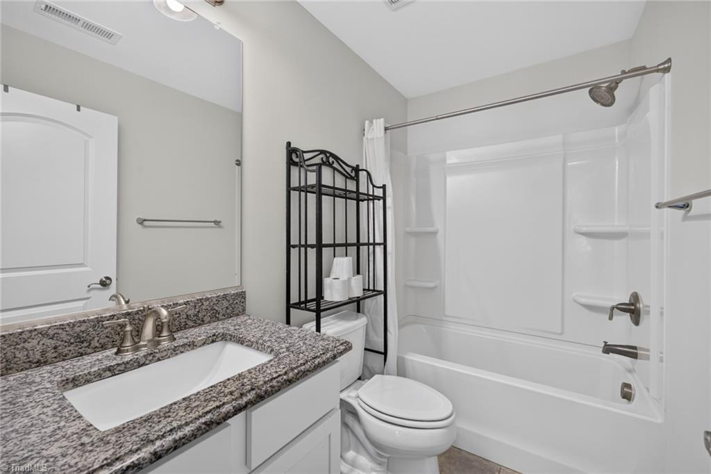 305 Zurich Court Property Photo 23