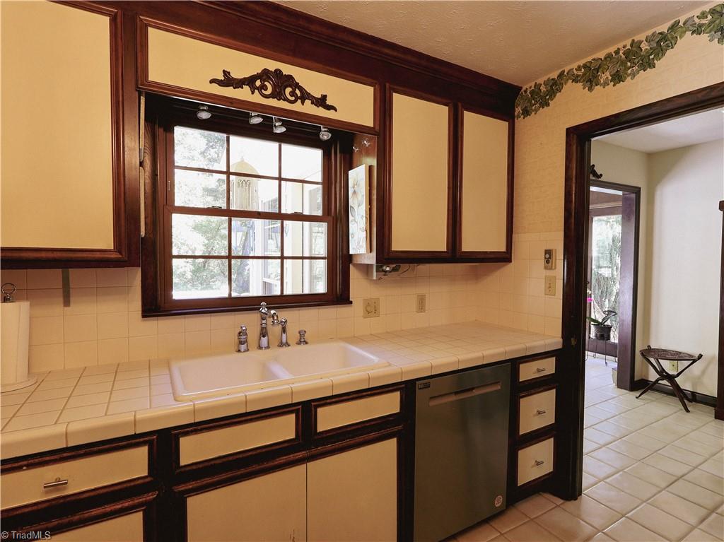 5620 Clinedale Court Property Photo 9
