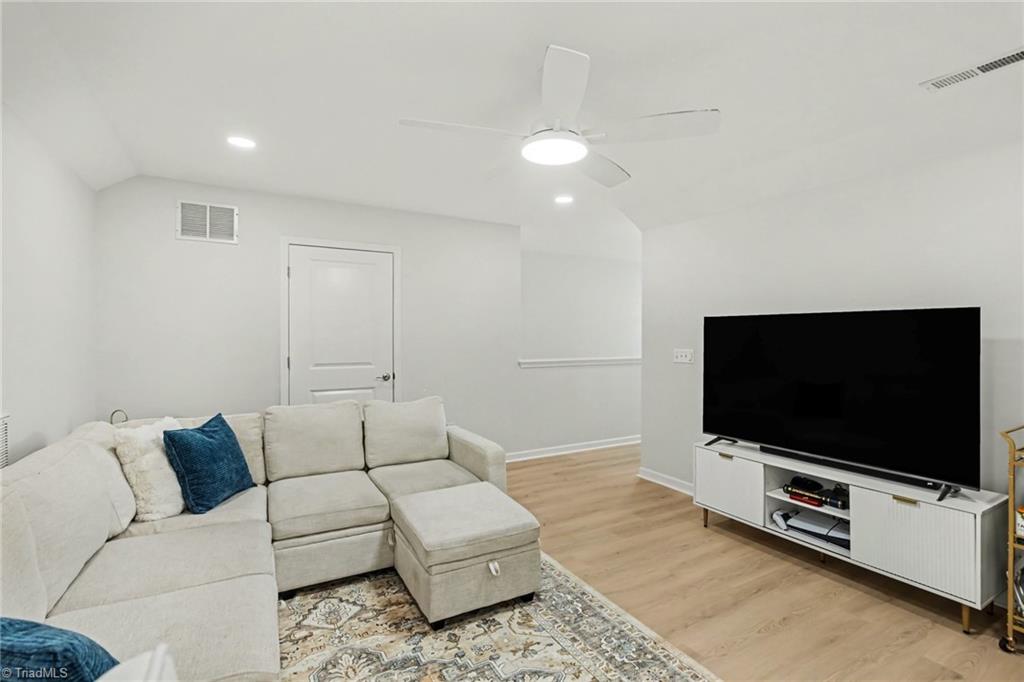 4225 Limestone Court Property Photo 7