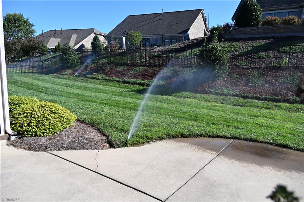 5435 Fern Bank Circle Property Photo 7
