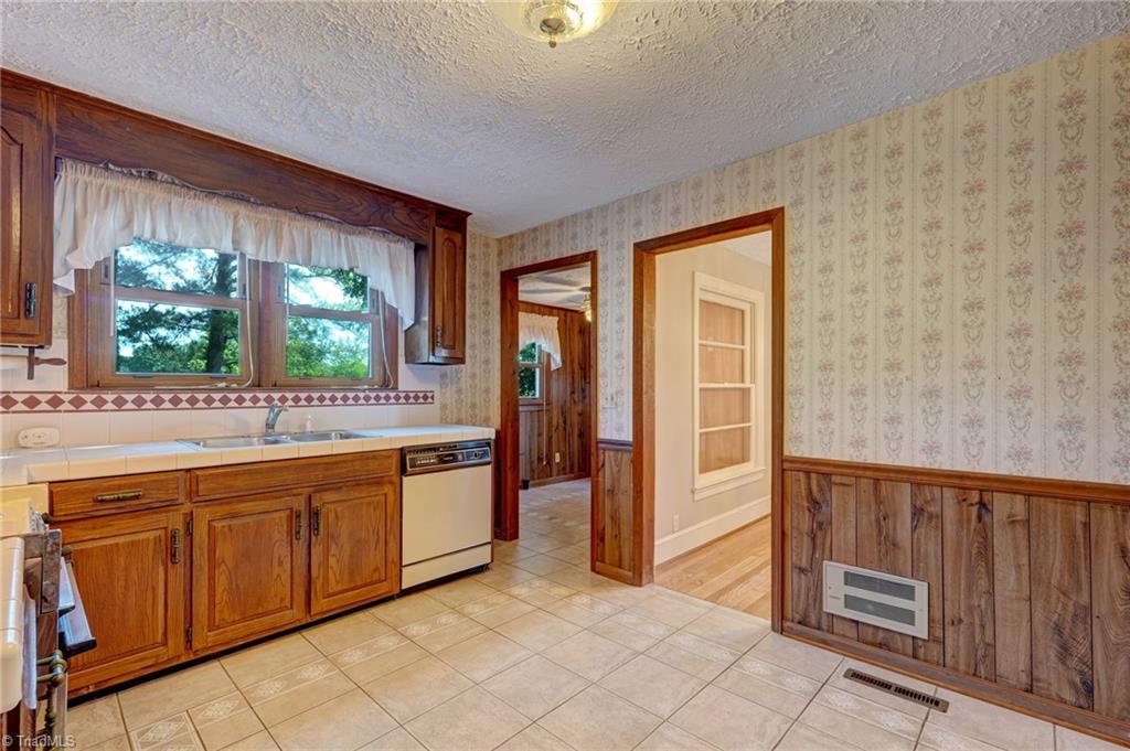 168 Atwater Street Property Photo 17