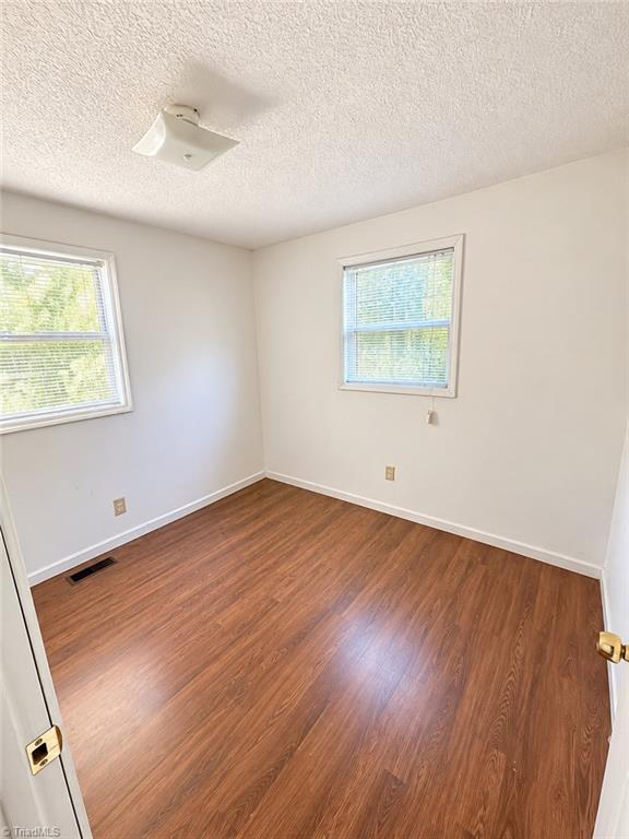 2811 Camborne Street Property Photo 6