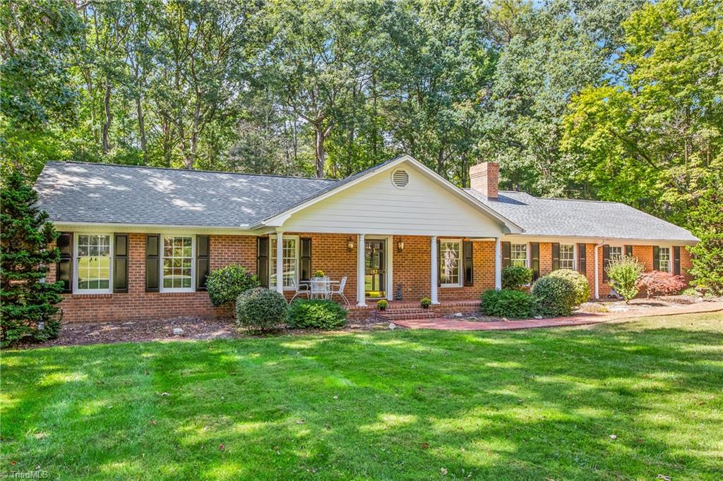 182 Ridgewood Drive Property Photo 2