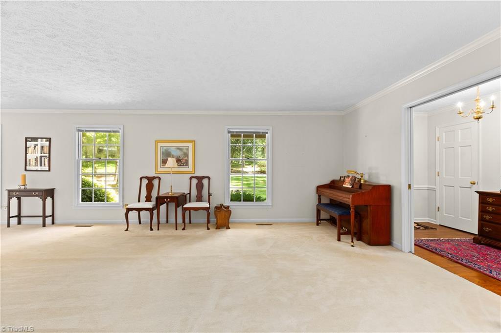 182 Ridgewood Drive Property Photo 9