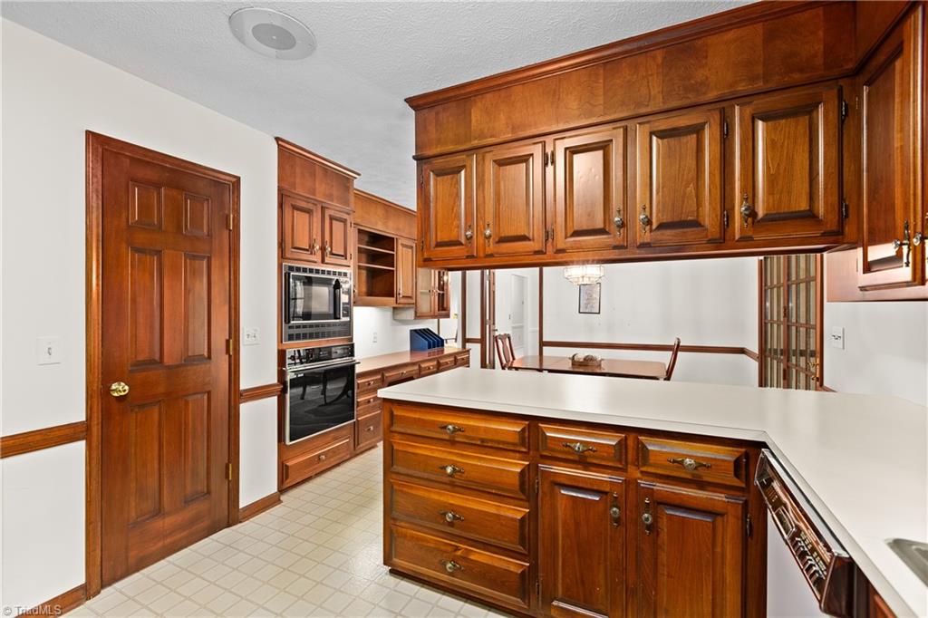 182 Ridgewood Drive Property Photo 19