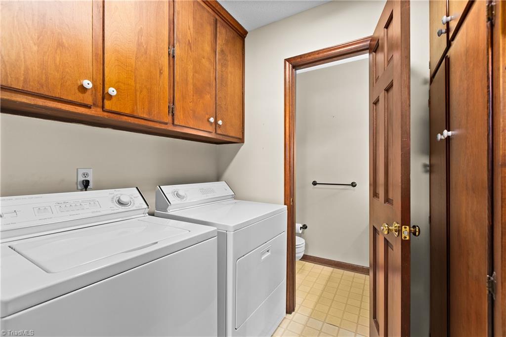182 Ridgewood Drive Property Photo 21