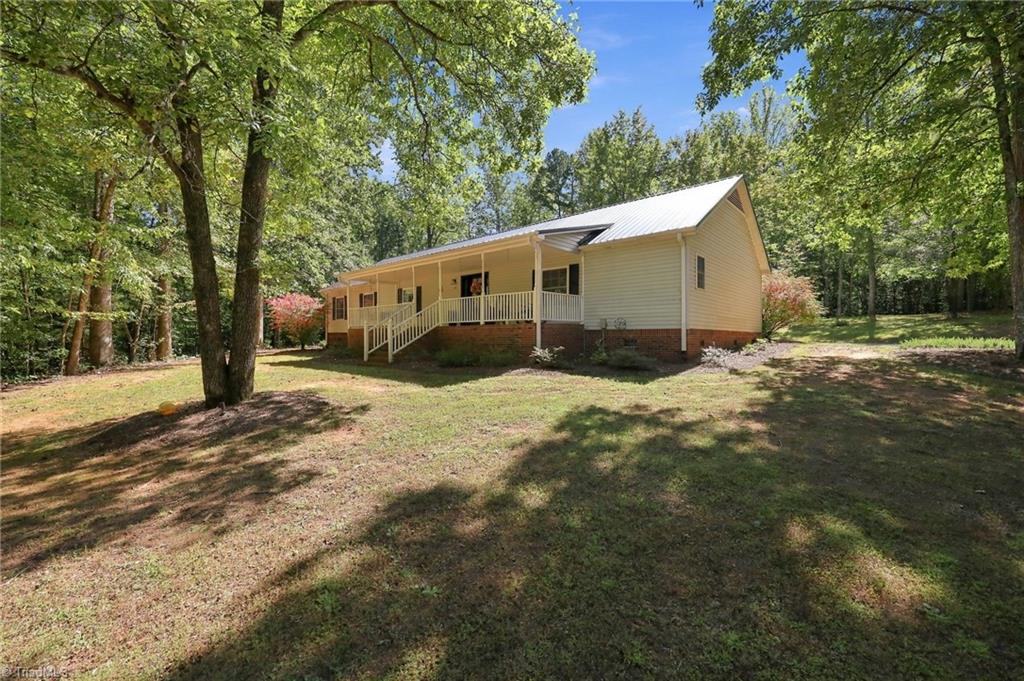 499 Sandy Creek Lane Property Photo 1