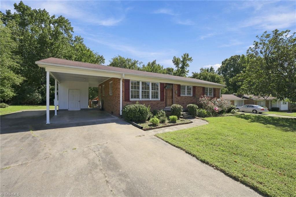 625 Holly Street Property Photo 2
