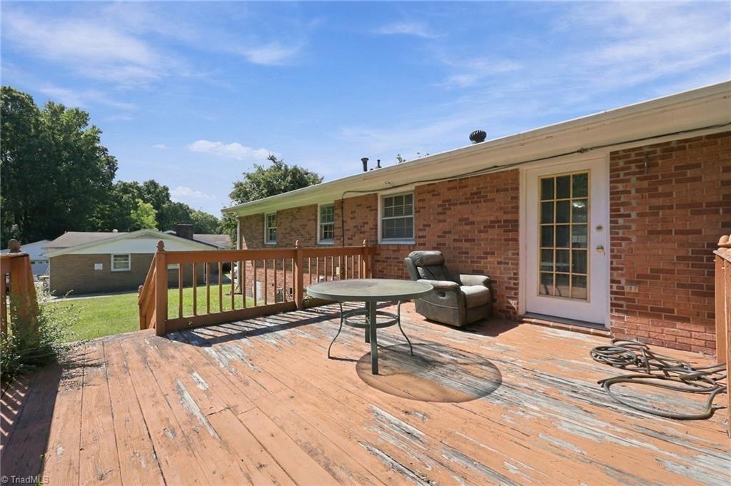 625 Holly Street Property Photo 20