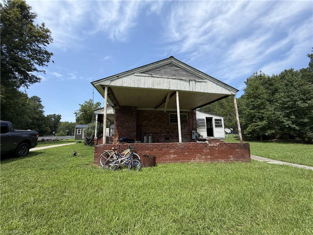 209 Hoyle Drive Property Photo 2
