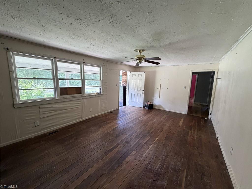 209 Hoyle Drive Property Photo 9