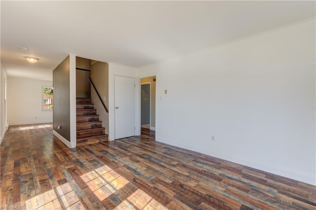 1025 Harris Street Property Photo 7