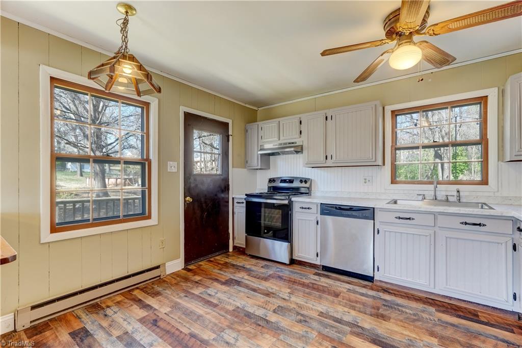 1025 Harris Street Property Photo 11