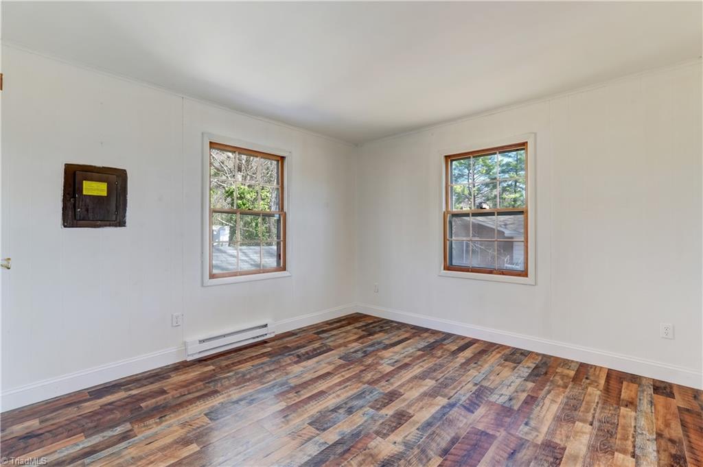 1025 Harris Street Property Photo 14
