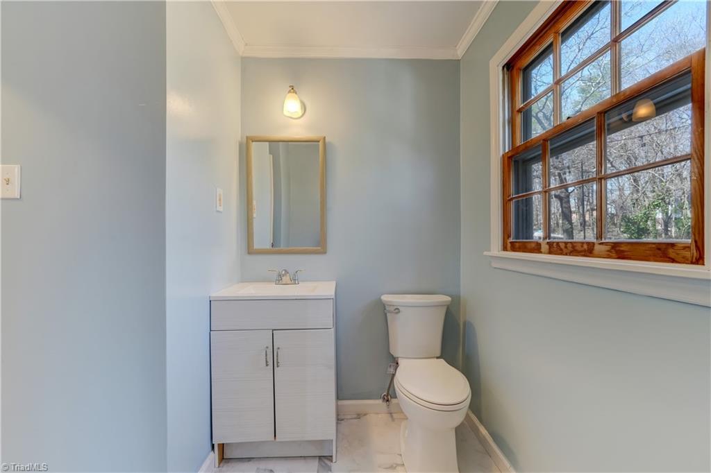 1025 Harris Street Property Photo 16