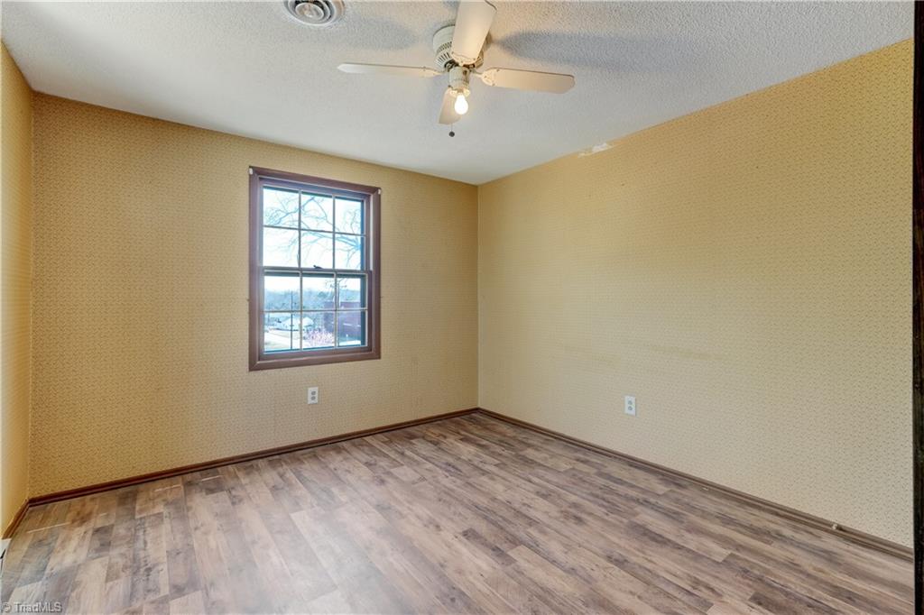 1025 Harris Street Property Photo 24